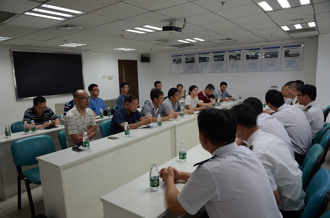 西南交通大学动车组司机及动车组机械师教学团队赴广州铁路(集团)公司调研记录 20170801103351107.jpg